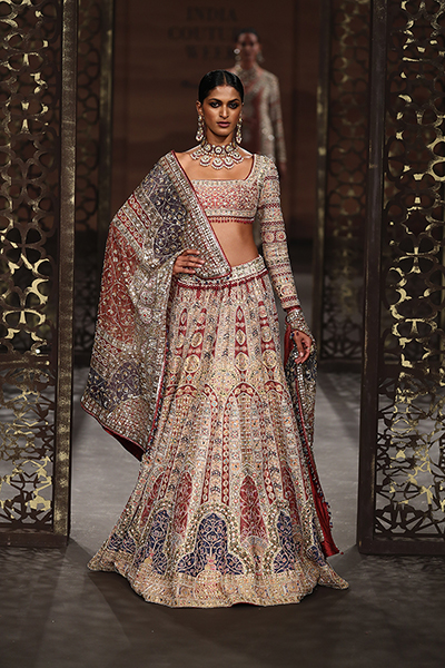 ICW: Designer Tarun Tahiliani wins hearts with his latest collection