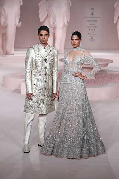 India Couture Week: Kiara Advani walks the ramp for Falguni Shane Peacock