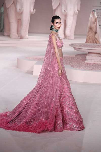 India Couture Week: Kiara Advani walks the ramp for Falguni Shane Peacock