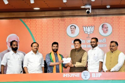 Congress veteran AK Anthony's son Anil Anthony joins BJP