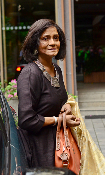 Kaushik Ganguly's 'Palan' family under a roof to pay tribute to Mrinal Sen