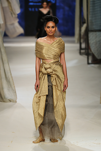 Lakme Fashion Week: Designer Anavila showcases Dabu collection