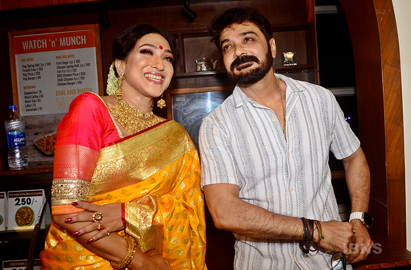 In Images: Premiere of Rituparna Sengupta's 'Datta'