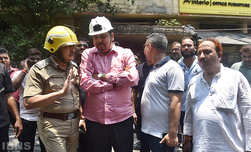 Kolkata: Fire breaks out at multi-storey building near Raj Bhavan