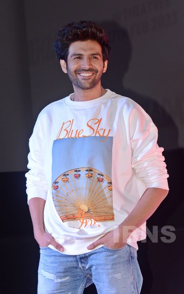 In Images: 'Shehzada' Kartik Aaryan in Kolkata