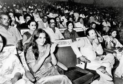 Uttam Kumar, Supriya Devi and a 'missing Suchitra Sen' share frame in Zeenat Aman's latest Insta post to cheer for movie theatres