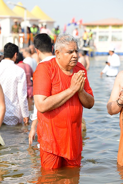 Vice President Jagdeep Dhankhar takes holy dip at Maha Kumbh