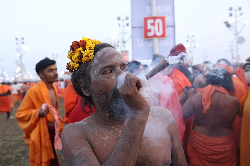 Maha Kumbh 2025: Naga sadhus steal the show on Triveni bank