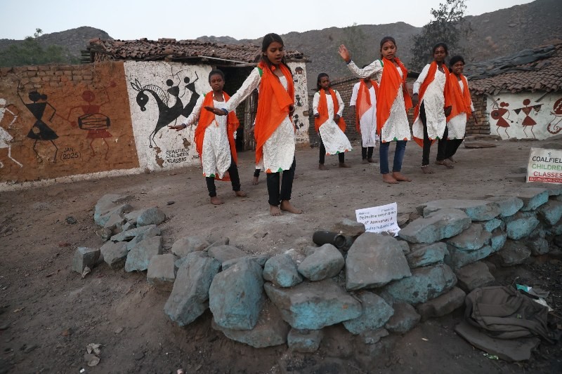 Diamonds In Dust: Girl scavengers of Indian coal mine paint hope ahead of Women’s Day