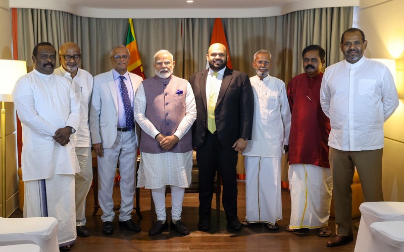 Narendra Modi visits Sri Lanka