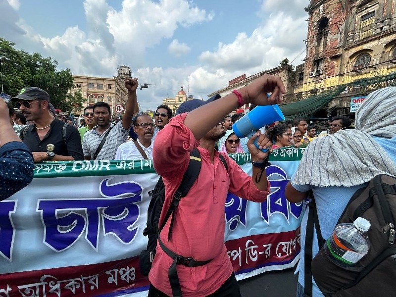 Jobless teachers demonstrate across Kolkata