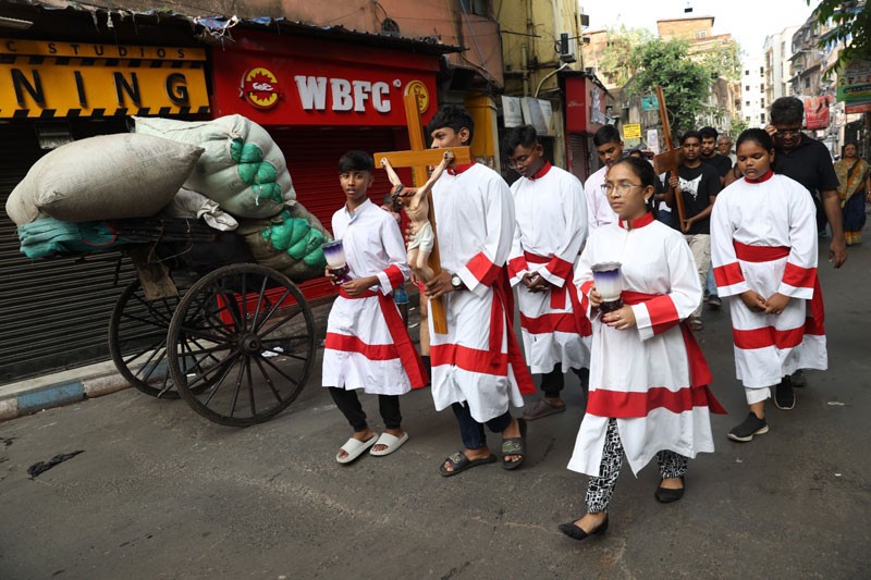 Christians celebrate Good Friday in Kolkata
