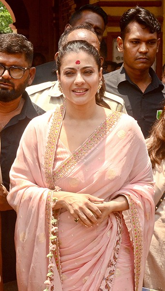 In Images: Kajol visits Kolkata's Dakshineswar Temple promoting her upcoming film Maa