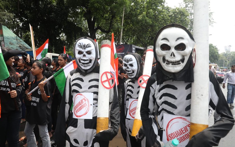 In Images: Kolkata observes anti-tobacco day