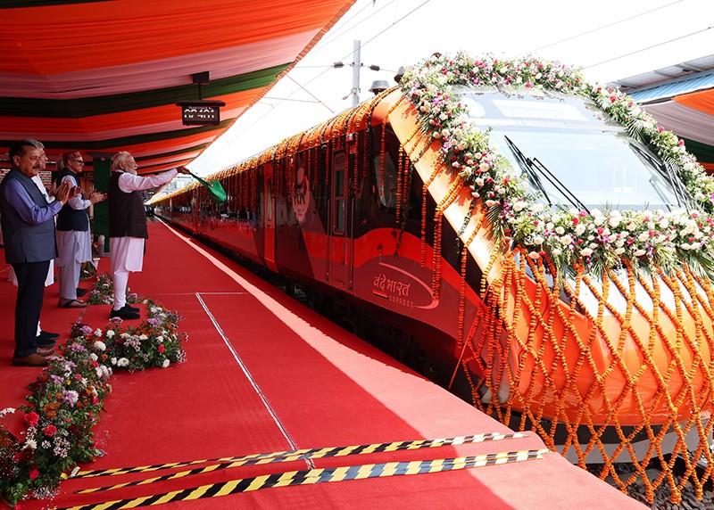 In Images: PM Modi flags off Vande Bharat trains in J&K
