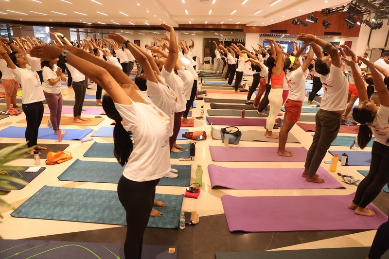In Images: Kolkata witnesses unique sitar-fusion yogathon experience