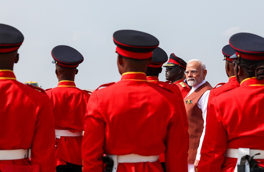 In Images: PM Modi receives Guard of Honour in Ghana