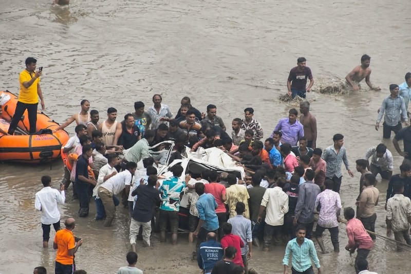 In Images: Bridge collapse in Gujarat leaves 9 dead