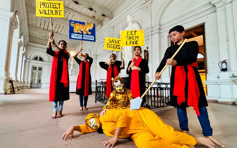 In Images: Indian Museum marks International Tiger Day with powerful street play
