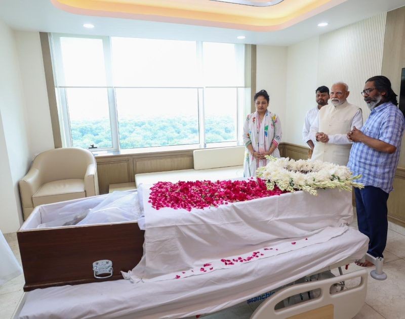 In Images: PM Modi pays last tribute to Shibu Soren who died at 81