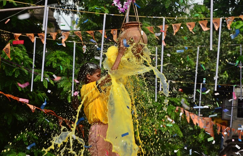 In Images: Kolkata celebrates Krishna Janmashtami with Dahi Handi festival