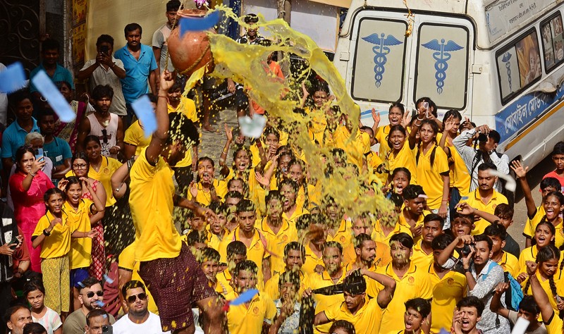 In Images: Kolkata celebrates Krishna Janmashtami with Dahi Handi festival