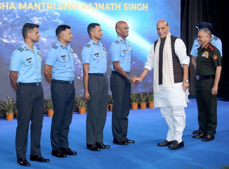 Rajnath Singh felicitates Gaganyatris