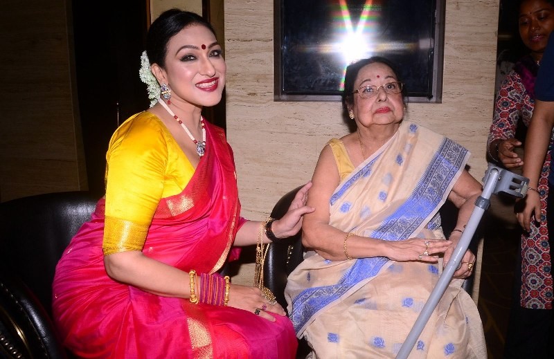 In Images: Anupam Kher, Rituparna Sengupta promote each other’s films in Kolkata