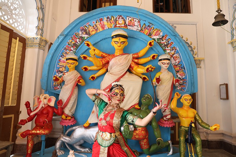 In Images: Kolkata's heritage palace Shobhabazar Rajbari hosts grand Durga vandana festival