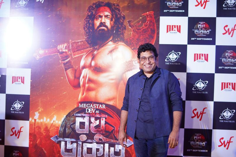 In Images: Dev, Idhika, others join Raghu Dakat's pre-puja celebrations