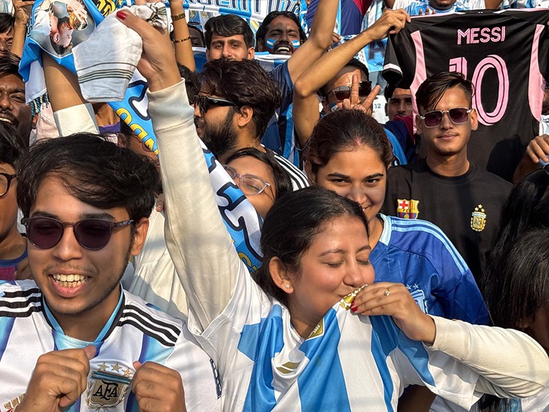 From Cheers to Chaos: Messi’s Kolkata Visit in Pictures