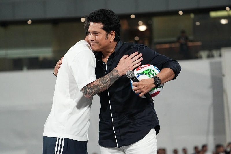 In images : Messi joins Sachin Tendulkar during mega Mumbai event