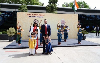 JD Vance's kids grab spotlight embracing Indian attire on inaugural day of US Veep's India tour