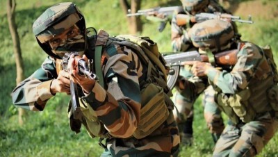 Jammu and Kashmir: Three Lashkar-e-Taiba terrorists killed in encounter with security forces in Shopian