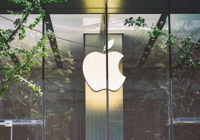 Tech giant Apple assures India of commitment despite Trump's 'little problem'