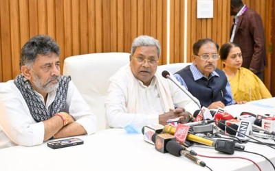 Siddaramaiah govt suspends police commissioner, his deputy over Bengaluru stampede