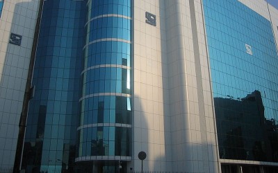 SEBI bans Sanjiv Bhasin, 11 others over stock tips and front-running trades; ₹11.37 crore gains impounded