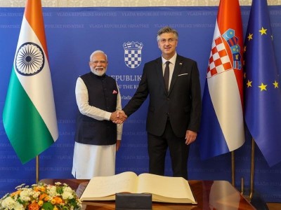 Modi discusses bilateral ties with Zoran Milanović and Andrej Plenkovic