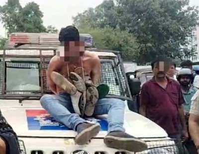 Cops garland thief with shoes, parades him in Jammu; probe ordered after social media flak