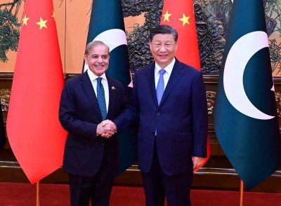 Pakistan finalises $3.7 billion loan deals with China
