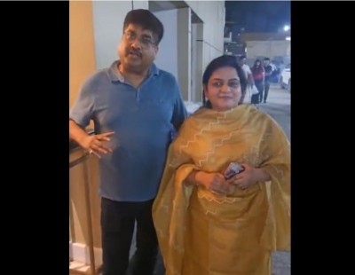 Delhi restaurant denies entry to couple over Indian attire, CM Rekha Gupta takes note