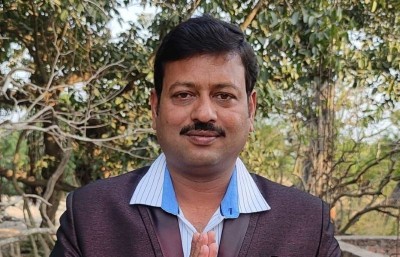 TMC MLA Jiban Krishna Saha tries to flee, throws away phones as ED raids him in Bengal recruitment scam