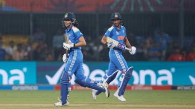 Mandhana's 88 in vain as India slip midway paving way for England to seal semifinal berth in CWC 2025