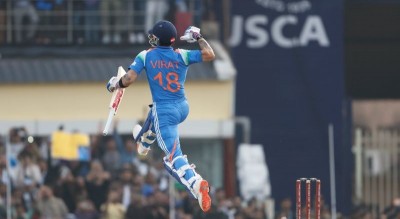 Virat Kohli’s epic celebration! Punches air, kisses locket, thanks Almighty after stunning 52nd ODI ton in Ranchi