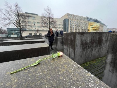 Spanish tourist stabbed at Berlin Holocaust Memorial testifies in terror trial