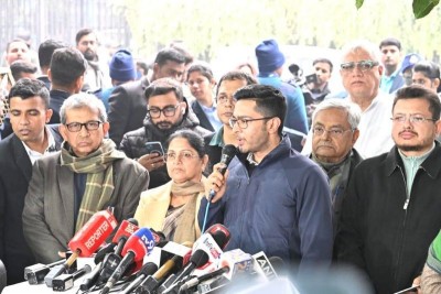 ‘Vote theft is in electoral rolls, not EVMs’: Abhishek Banerjee leads TMC charge against EC over Bengal voter re-verification