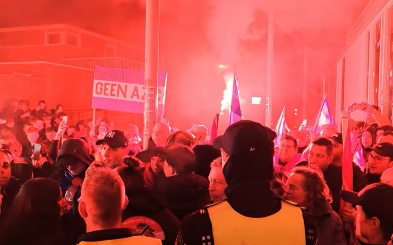 Protests against a proposed asylum centre in Bleskensgraaf turn violent.