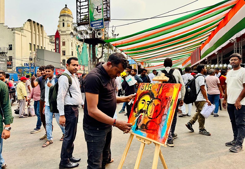 In Images: Mamata Banerjee holds dharna in Kolkata over SIR issue