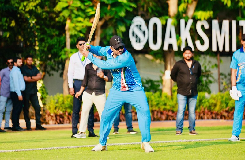 Kapil Dev visits Kolkata to attend Dr. Vace Paes Cup 2026 Cricket Match