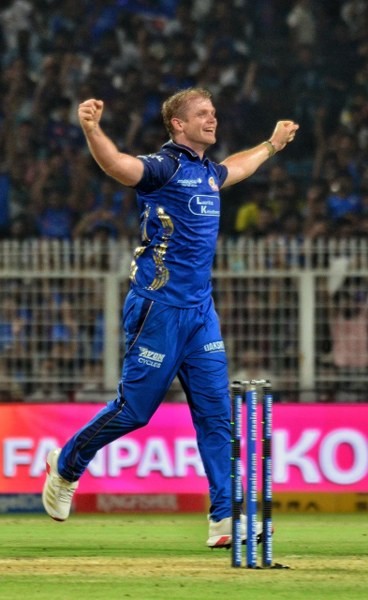 In Images: Kolkata Knight Riders take on Mumbai Indians at Eden Gardens